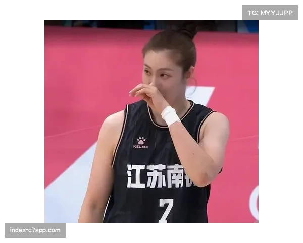 江苏女篮快速灵动球风鲜明 外线投射能力出色战术纪律严明